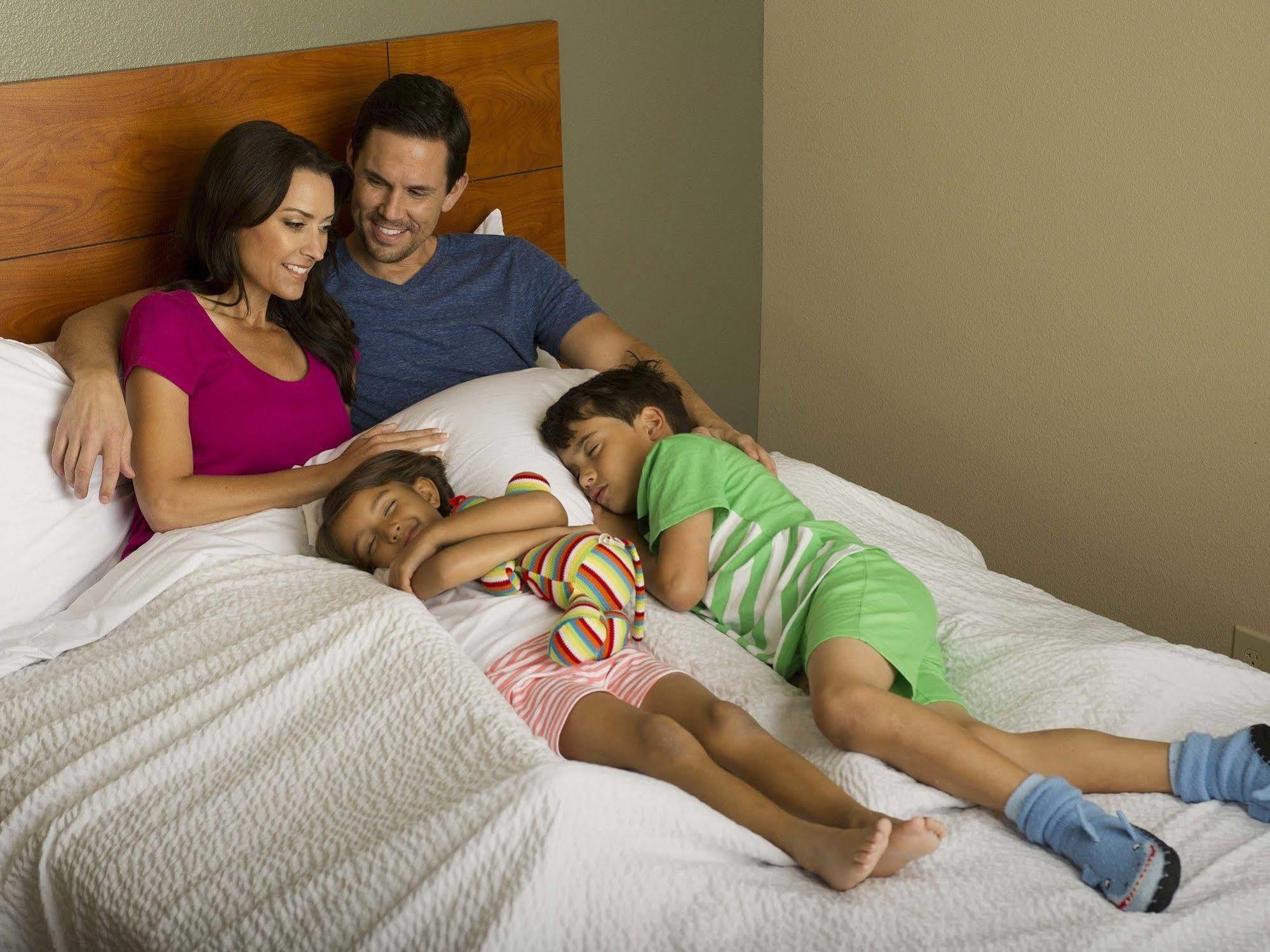 Woodspring Suites Greenville Central I-85 Bagian luar foto