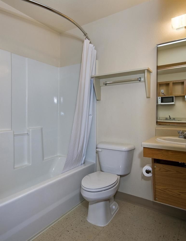 Woodspring Suites Greenville Central I-85 Bagian luar foto